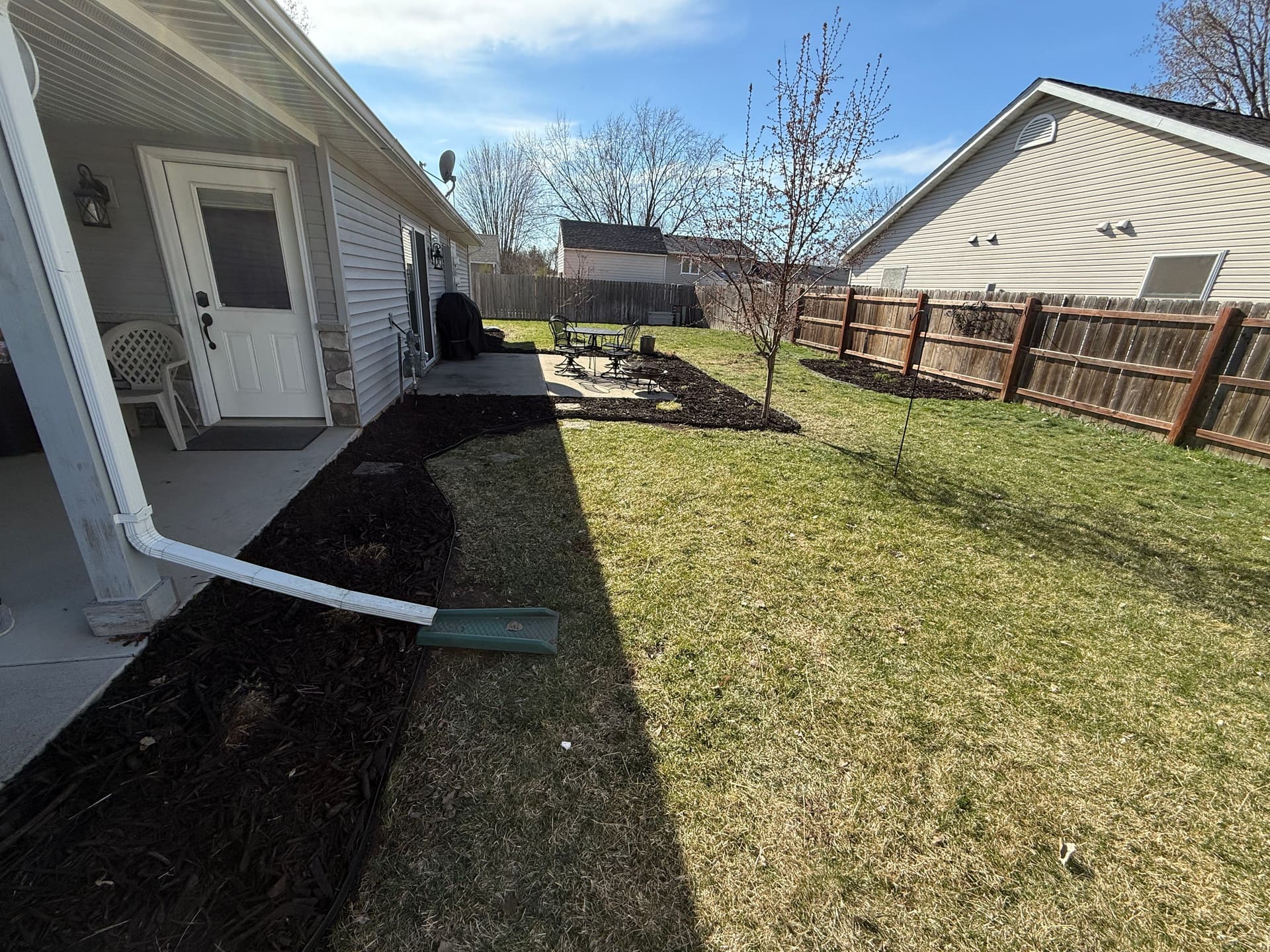 Gallery photos for Spring Cleanup and Mulch Install in Hudson Wisconsin: Image #1