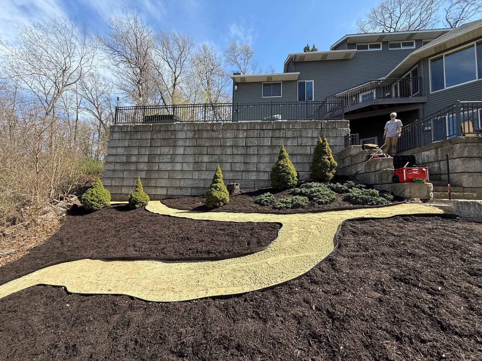 Gallery photos for Hillside Garden Path and Mulched Bed in Inver Grove Heights: Image #6