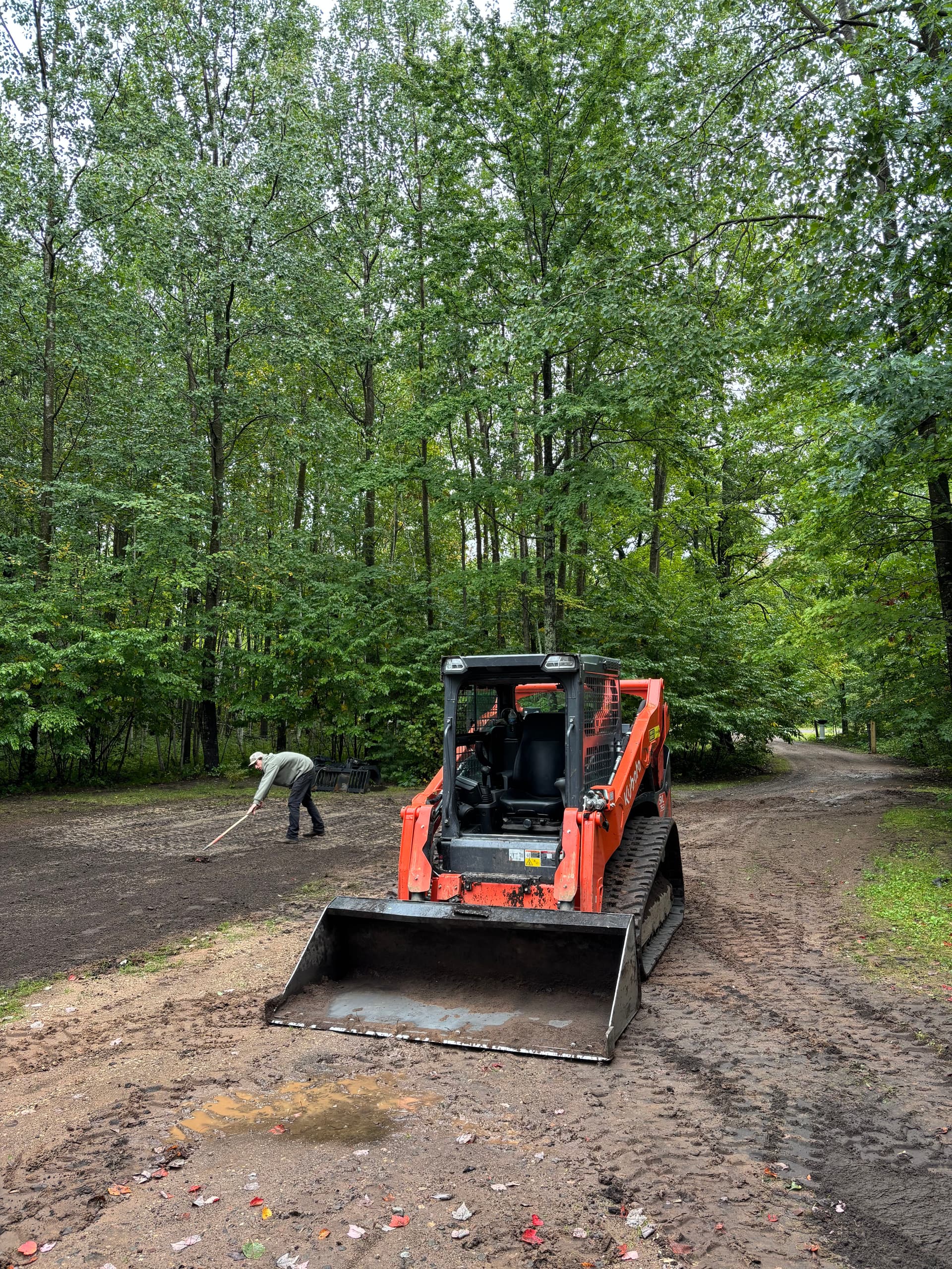 Gallery photos for Lawn and Driveway Grading in Lakeville Minnesota: Image #1