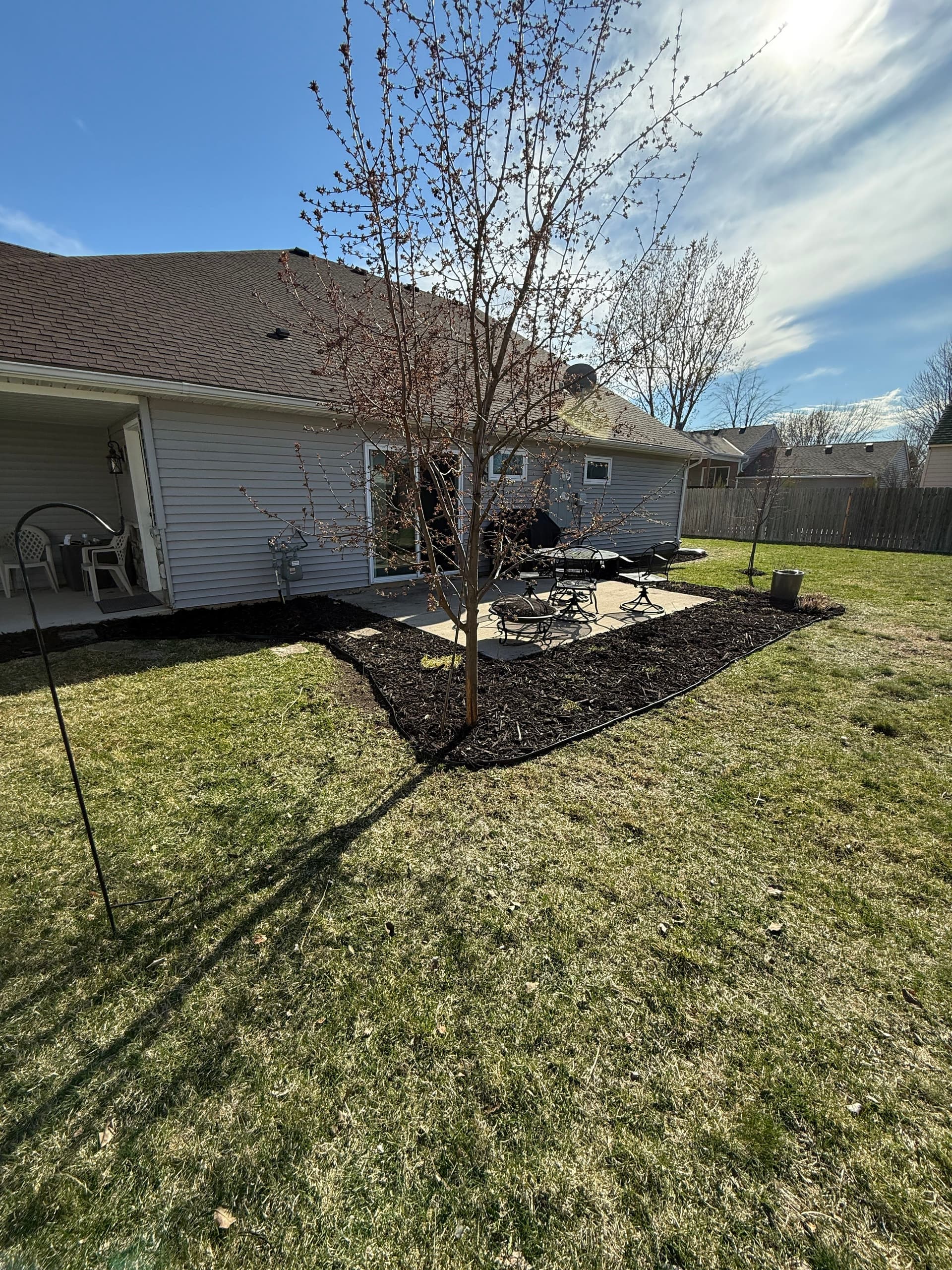 Gallery photos for Spring Cleanup and Mulch Install in Hudson Wisconsin: Image #3